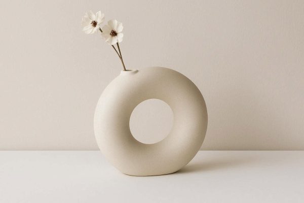 Minimalist Ceramic Circular Hollow Vase Doughnut Shape Flower Pot Modern Abstract Sculpture Geometric Table Ornament